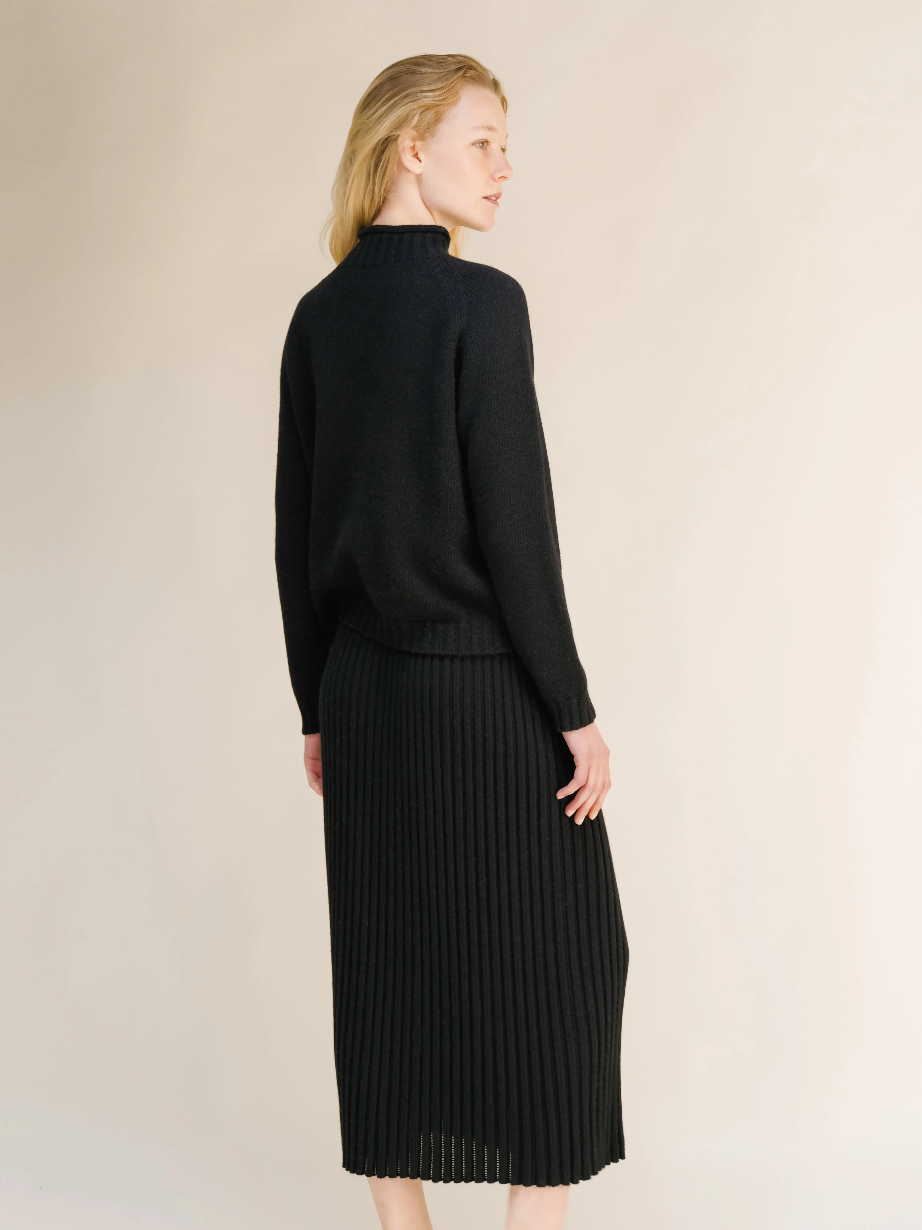 Cashmere Mix Perforated Skirt (3D-Knit)