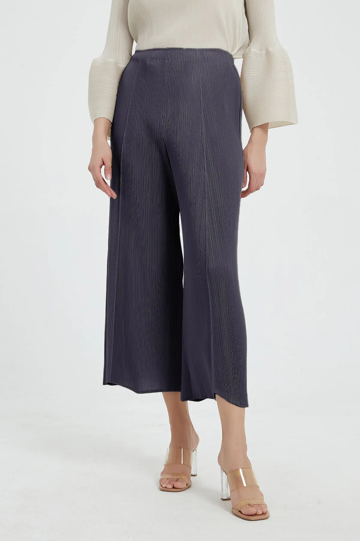 Fiorella Pleated Pants