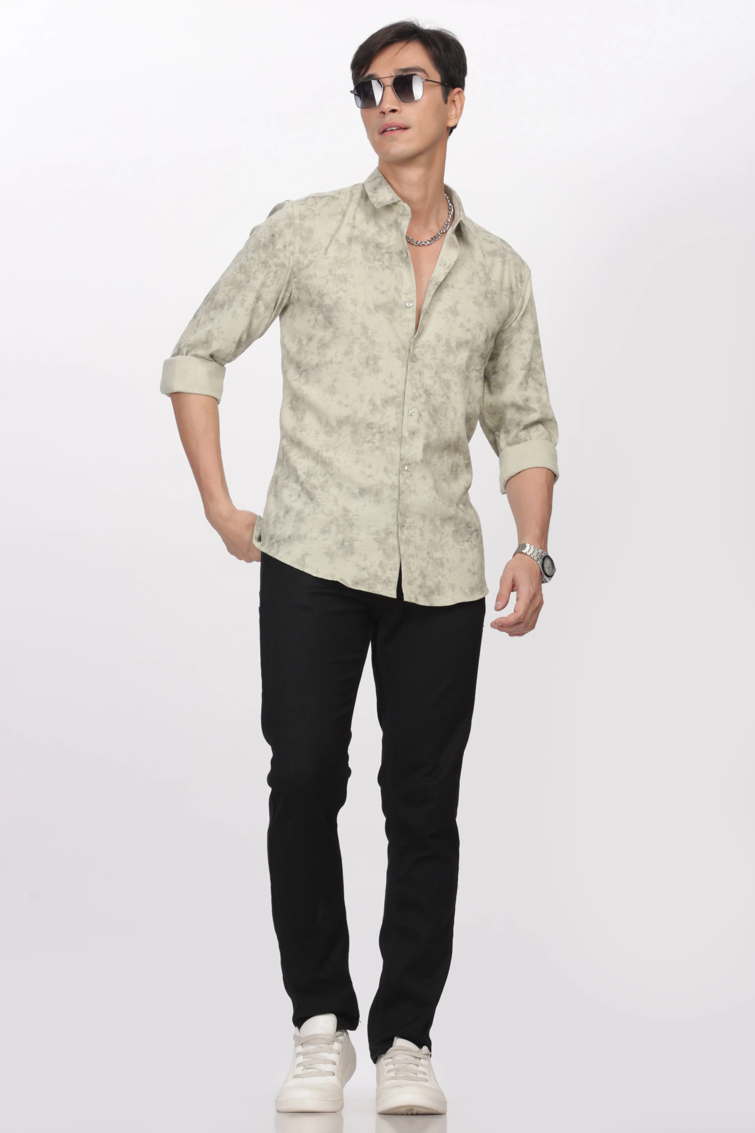 Green Slim Fit Self Design Casual Shirt