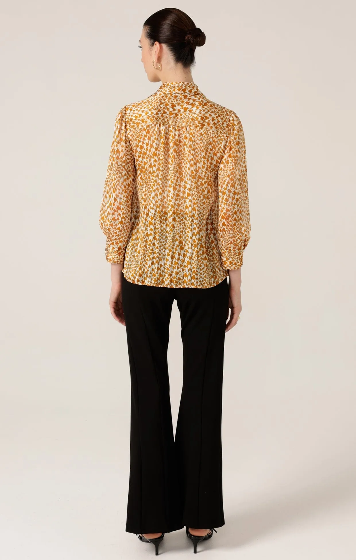 HERRINGBONE BLOUSE IN TOFFEE CREAM CHECK