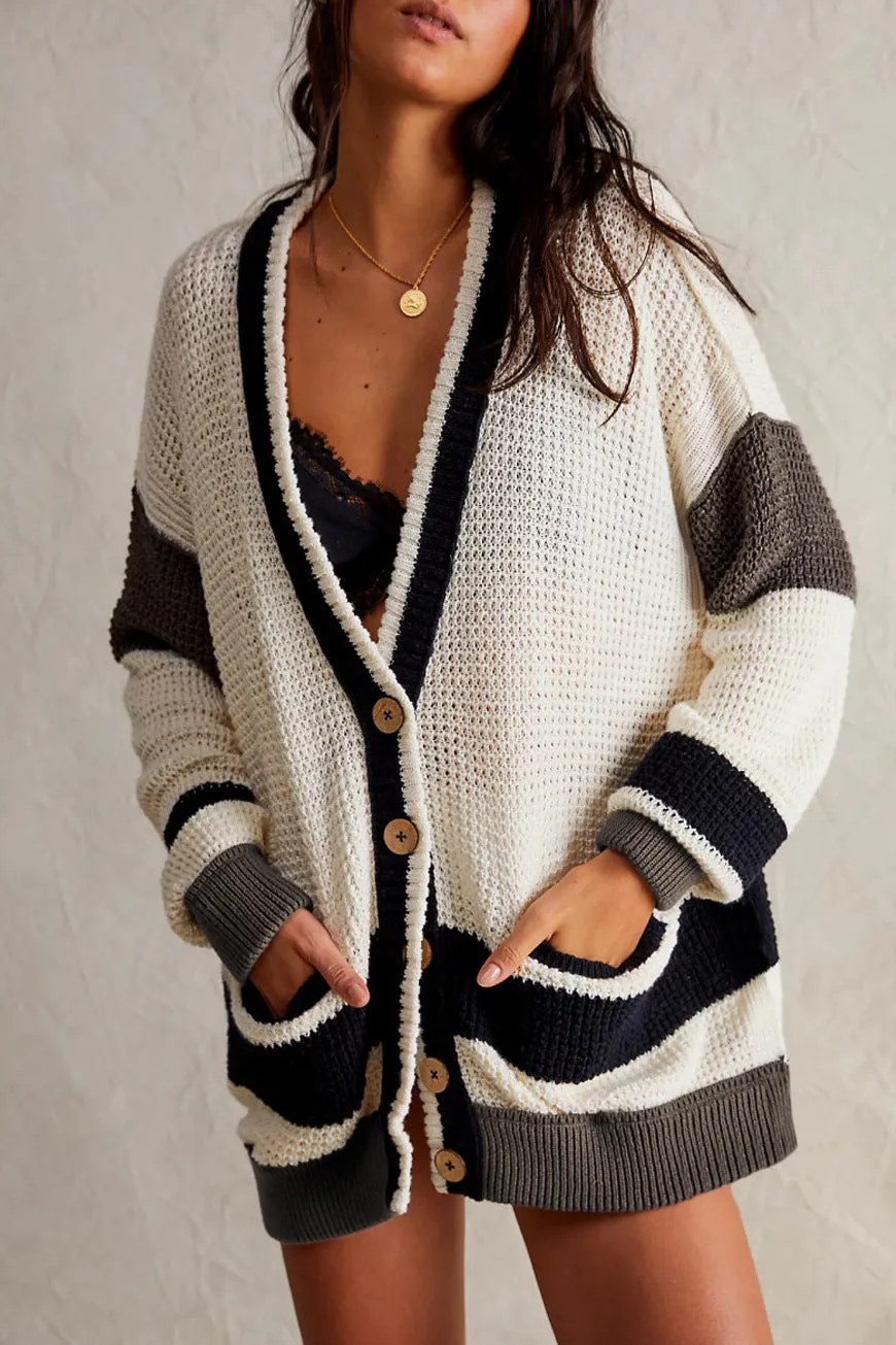 Paris Woman Knitted Cardigan