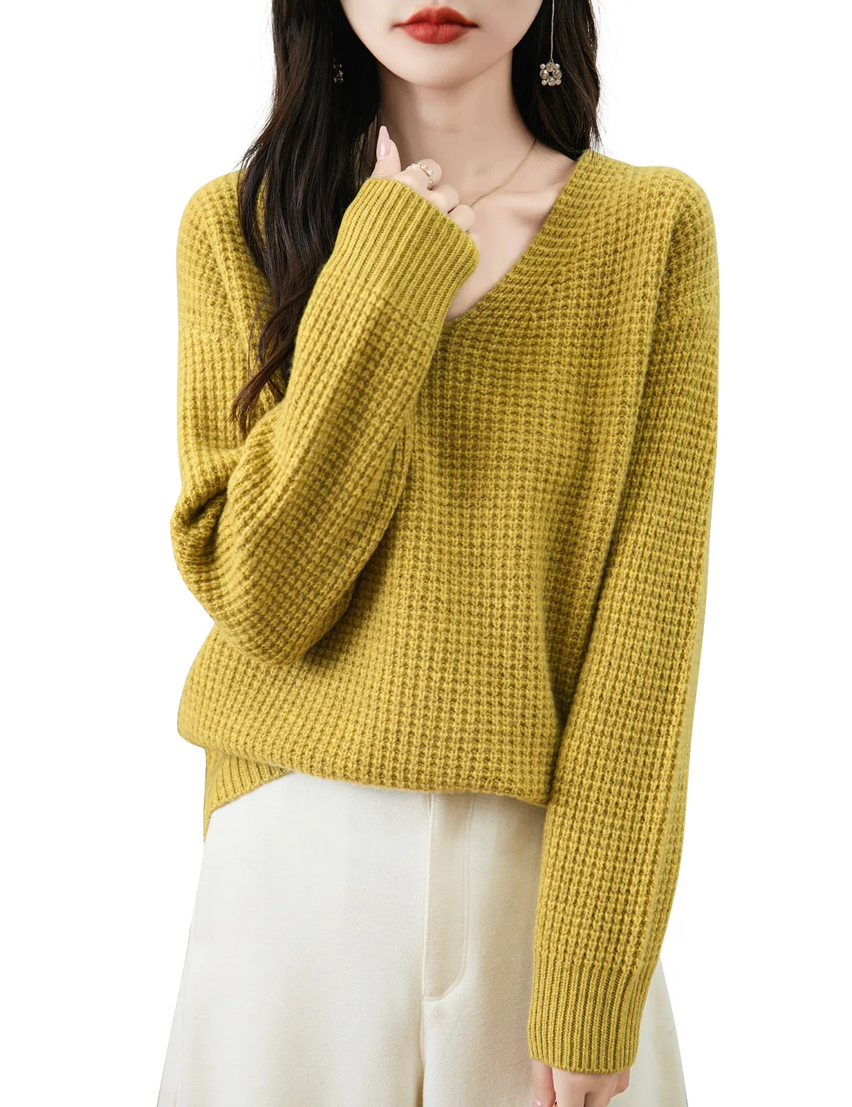 Peggy Woman V Neck Long Sleeve Sweater